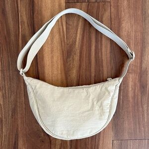 UNIQLO Women's Round Mini Shoulder Bag